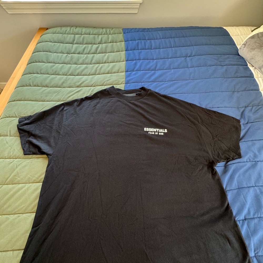 Essentials Classic Short Sleeve Tee (medium)